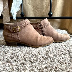 Light brown ankle booties size 9.5.